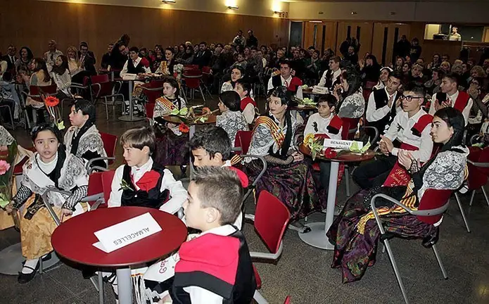 Pubilles i hereus participants en la Trobada d'Alpicat
