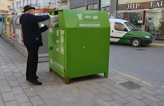 Mollerussa roba reciclada inteior