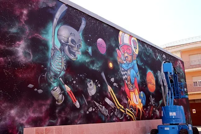 Uaa de les obres que forma part de la primera edicio de l'Street Art Festival 2