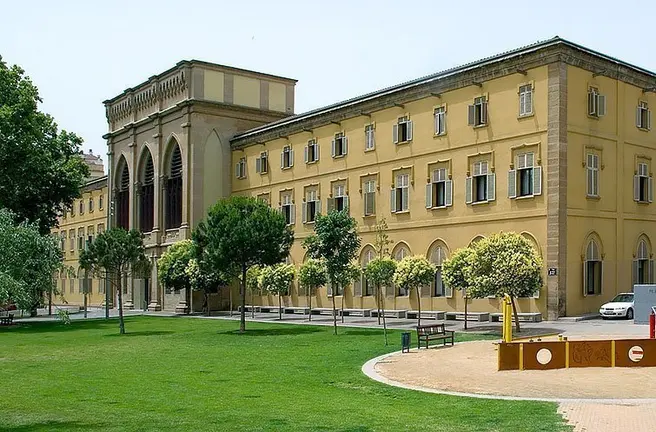 Declaració conjunta dels rectors i rectora de les universitats catalanes 1 interior
