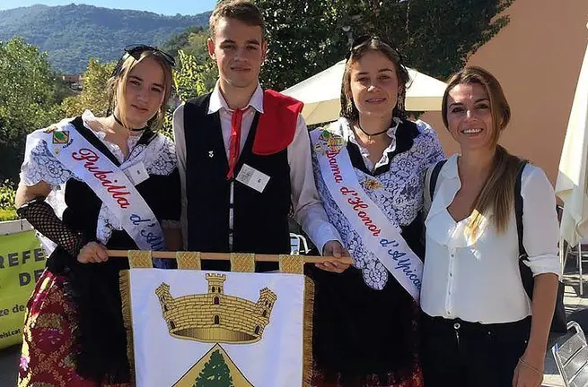 Els alpicatins Paula Escuer i Arnau Ribot, escollits Pubilla i Hereu de les Comarques de Lleida 1 inteior