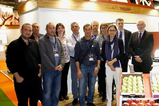Directius i tècnic de la Cooperativa Trecoop en el certamen Fruit Atraction