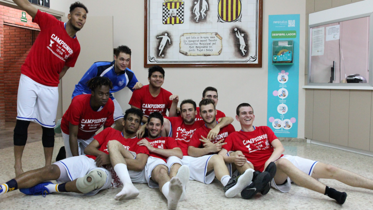 L'equip Sènior del Club Bàsquet Mollerussa