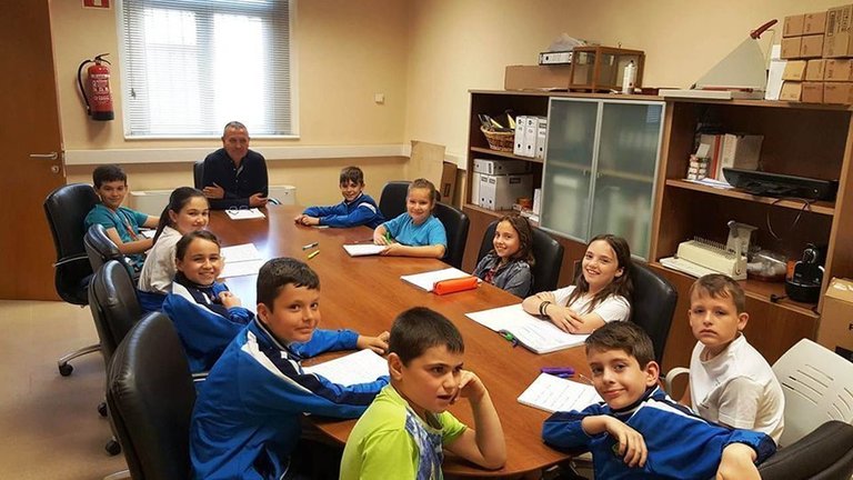 Els alumnes visiten l'Ajuntament de Vila-sana