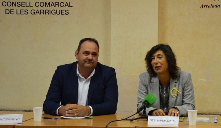 Antoni Villas i Mireia Mata presenten el projecte al Consell Comarcal de les Garrigues