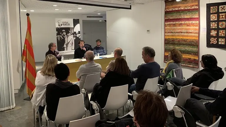 Vicent Partal, i Josep Casulleres presenten les seves obres a l'Espai Macià de les Borges