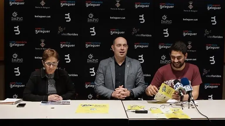 El Paer en Cap de Balaguer, Jordi Ignasi Vidal, amb Kevin Bruque i Mercé Chiapella