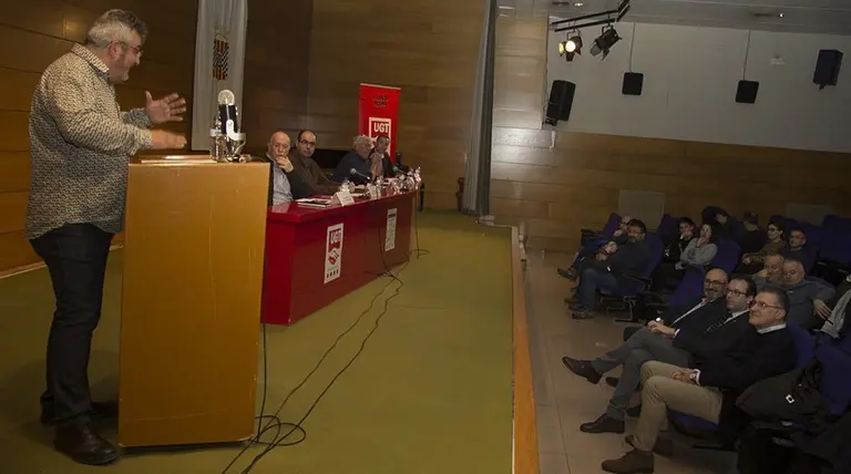 Taula rodona UGT Present i futur de la industrialització al Pla d'Urgell