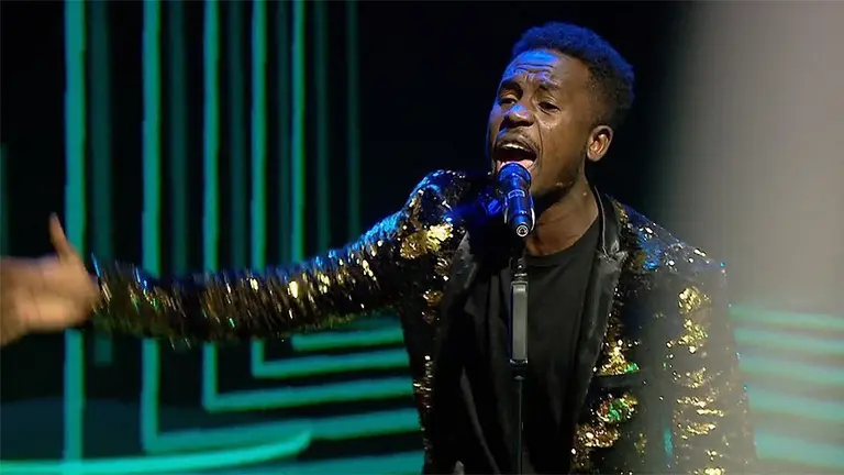 Kelly Isaiah triomfador de La Voz 7 @LaVoz
