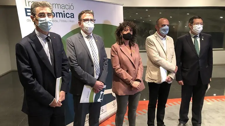 Jaume Puy, Joan Talarn, Teresa Jordà, Miuel Pueyo i Ramon Farré en la presentació de la jornada @Territoriscat