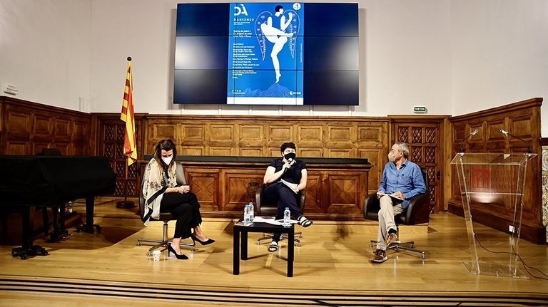 Rut Martínez, Estefania Rufach i Ferran Rella Portada @JoanBlanco