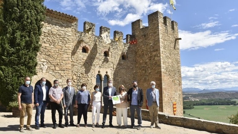 El Castell de Montsonís ha acollit la presentació de 'Lleida, vola de nou'.