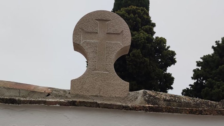 La creu realitzada pels estudiants de l'INS Mollerussa ©AjVilanova