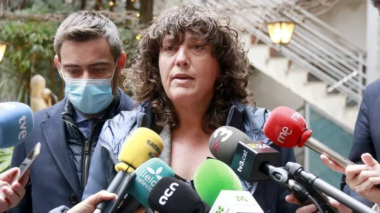La consellera d'Acció Climàtica, Alimentació i Agenda Rural, Teresa Jordà, durant una atenció als mitjans de comunicació a Mollerussa per valorar les conseqüències de la crisi d'Ucraïna sobre el sector agroalimentari
Data de publicació: divendres 11 de març del 2022, 13:38
Localització: Mollerussa
Autor: Anna Berga