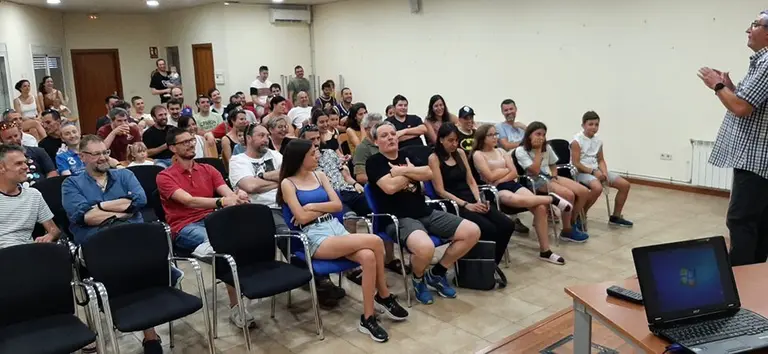 El Club Bàsquet Bell-lloc ret homenatge a Sisco Bonjorn ©CBBell-lloc