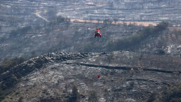 Un helicòpter treballant a l'incendi d'Artesa de Segre
Data de publicació: divendres 17 de juny del 2022, 13:59
Localització: Alòs de Balaguer
Autor: Salvador Miret / Anna Berga
