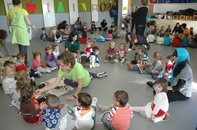 Els alumnes de l'IES Mollerussa fan les pràctiques a les escoles bressol.