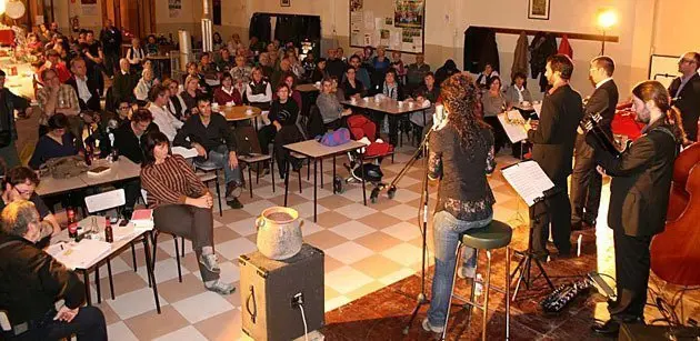 Cal Sellart del Poal recupera el seu esplendor amb la Cuejada de tardor.