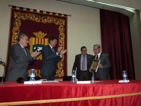Entrega del Premi a Francesc Piñol, Garriguenc de l'Any 2012.