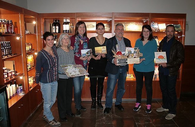 Representants del sector turístic del Pla d&#39;Urgell presenten les accions de la campanya.
