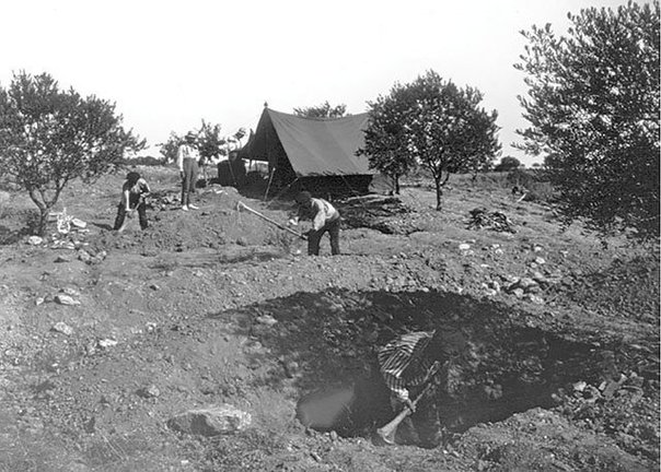 Primeres excabacions al Tossal de les Tenalles de Sidamon