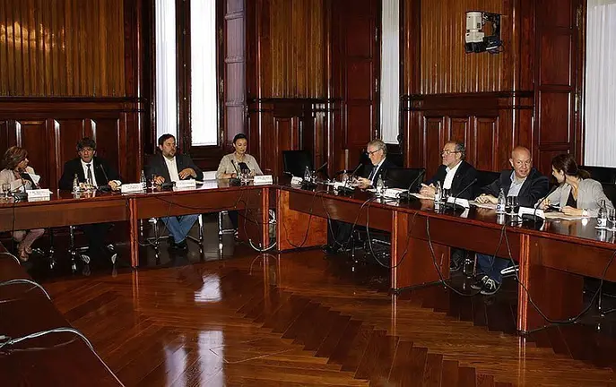 parlament_reunio_mon_local_001 inteior