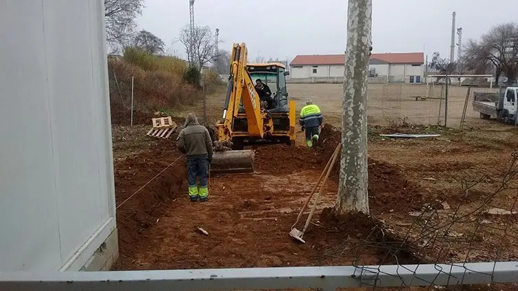 Obres del nou accés a l'Escola d'Adults de Balaguer