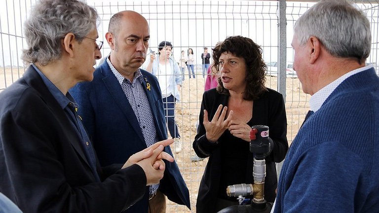 La consellera d'Agricultura, Teresa Jordà, al costat de l'alcalde de Balaguer, Jordi Ignasi Vidal