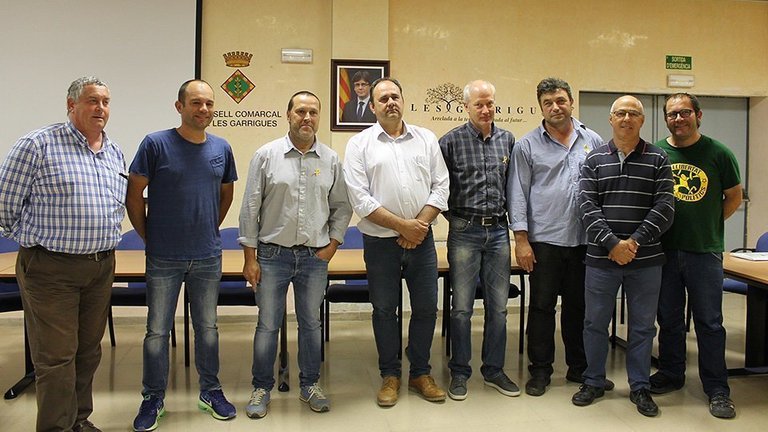 Participants en la reunió al Consell Comarcal de les Garrigues