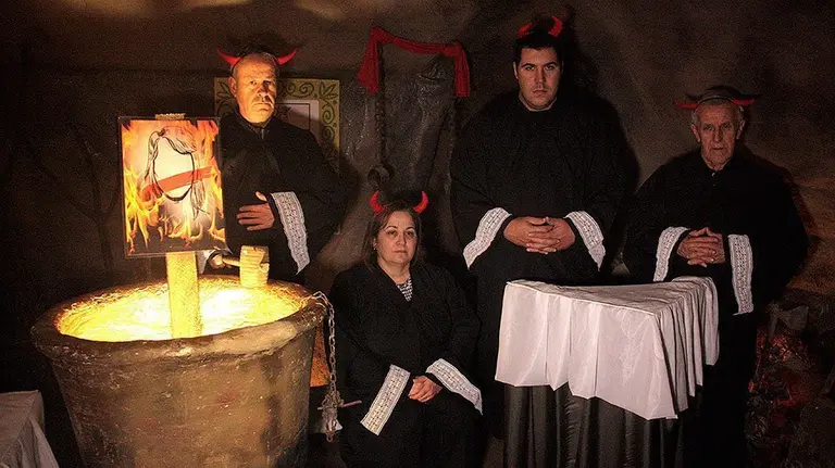 Els jutges del Tribunal Suprem en l'infern del Pessebre de Linyola