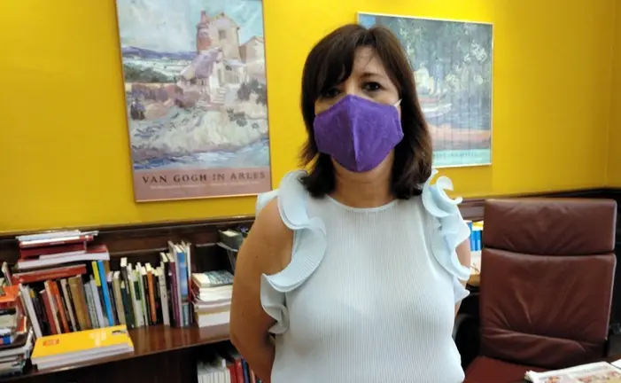 Pla mitjà de la síndica municipal de greuges de Lleida, Dora Padial, el 9 de juliol del 2020. (Horitzontal)