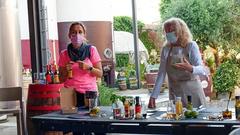 Judit Badia, amb Antonieta Barahona @JosepA.Pérez