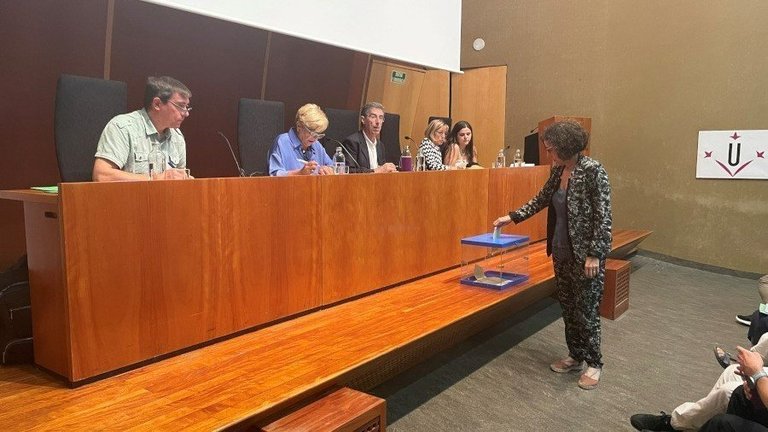 Votació al Claustre de la Universitat de Lleida per la reforma departamental ©UdL