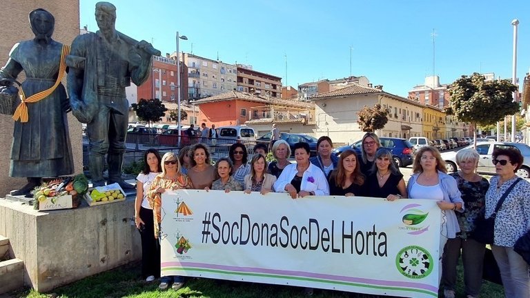 Les assistents han reivindicat el paper essencial de les dones del món rural. Fotografia: Ajuntament de Lleida.