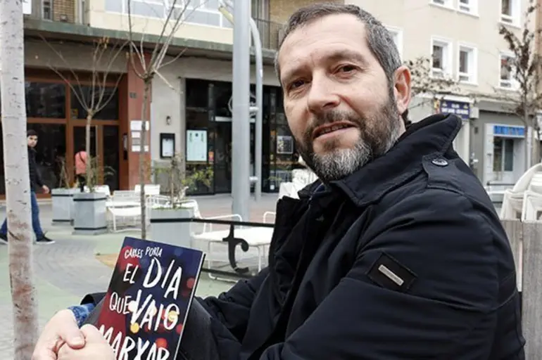 Carles Porta aposta per trencar tabús i parlar obertament del suïcidi juvenil en el seu darrer llibre Carles Porta aposta per trencar tabús i parlar obertament del suïcidi juvenil en el seu darrer llibre