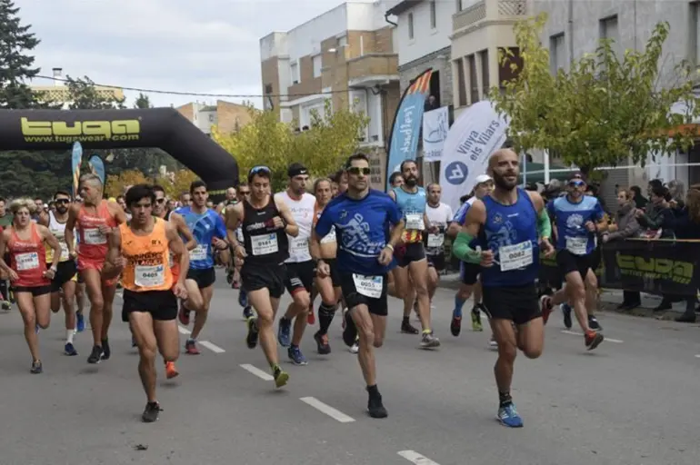 Jordi Trepat i Laura Gómez triomfadors en la Volta a l'Estany d'Ivars i Vila-sana Jordi Trepat i Laura Gómez triomfadors en la Volta a l'Estany d'Ivars i Vila-sana