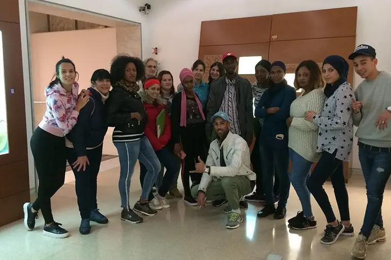 Alumnes del curs de nivell bàsic de català visiten el Museu de la Noguera Alumnes del curs de nivell bàsic de català visiten el Museu de la Noguera