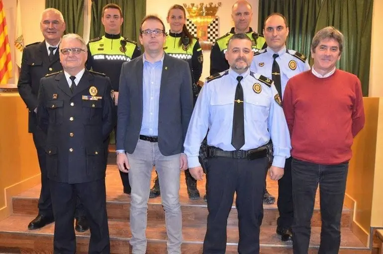 Prenen possessió els nous comandaments de la Policia de Mollerussa Prenen possessió els nous comandaments de la Policia de Mollerussa
