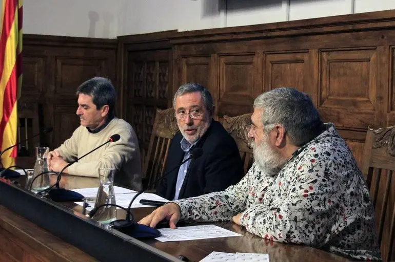 L’IEI torna a apostar pel Concurs de textos teatrals per a espectacles de petit format L’IEI torna a apostar pel Concurs de textos teatrals per a espectacles de petit format