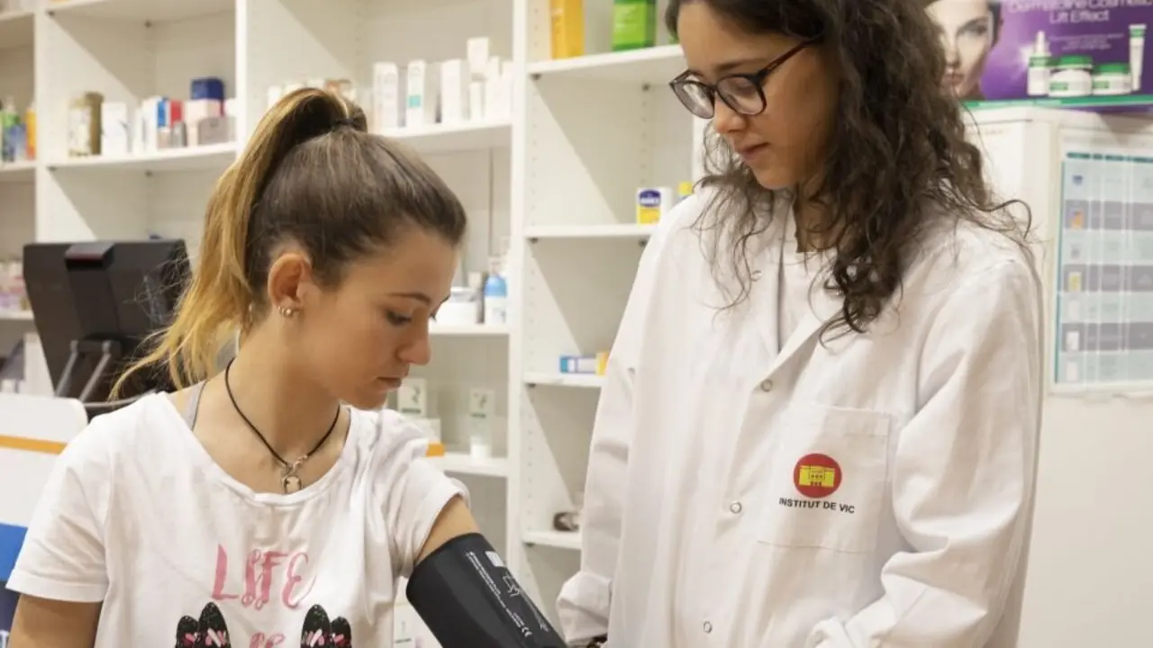 El nou model contribueix a reduir desigualtats i afavorir una escolaritzaci&oacute; m&eacute;s normalitzada de l&rsquo;alumnat amb necessitats complexes de salut. Foto: Departament d'Educaci&oacute; i FP