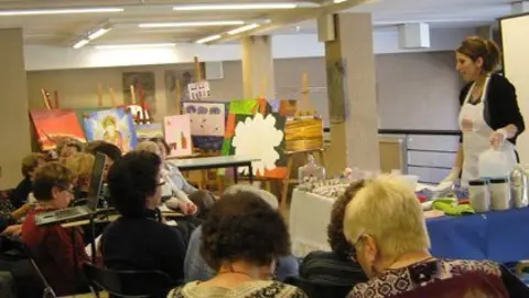 Taller de sabons que va impartir Irene Barón de la firma Sabó Nature.