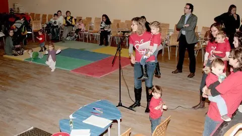 Activitats de l&#39;associació Pomarones al complex de L&#39;Amistat.