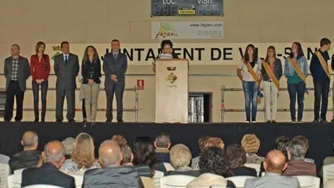 Acte de lectura del pregó de festes de  Rosa Mª Solsona Fages.