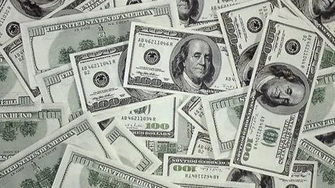 El sistema productiu ja no era rendible molts capitals es van desviar a les finances especulatives.