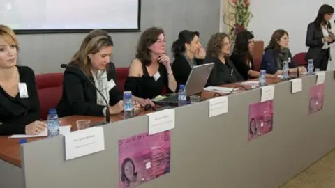 Les participants en la taula rodona de les jornades del 2011.