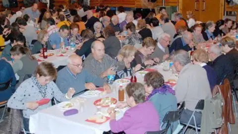 El sopar organitzat per l&#39;associació de Dones de Sidamon.