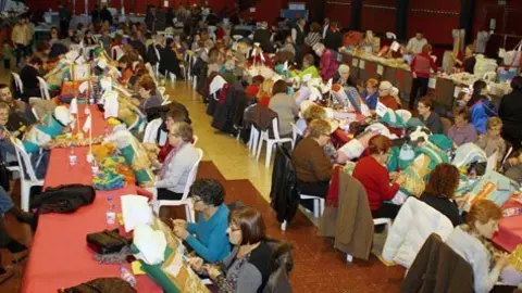 La trobada de Puntaires a Ivars d'Urgell amb motiu de la Marató.