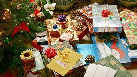 A través de les compres pots donar suport a l’alternativa comercial ètica, social i ecològica.