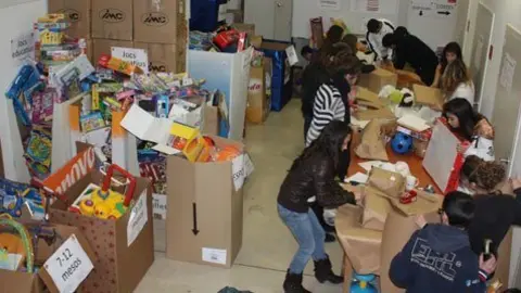 Creu Roja organitza campanyes arreu de Catalunya.