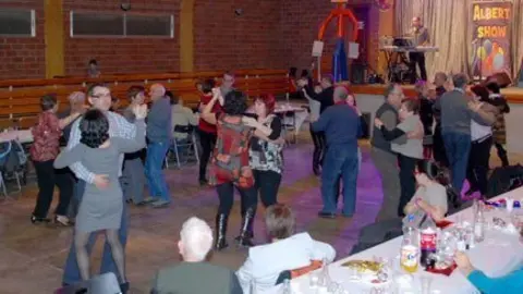 El ball va ser el final de festa de la celebració nadalenca a Sidamon